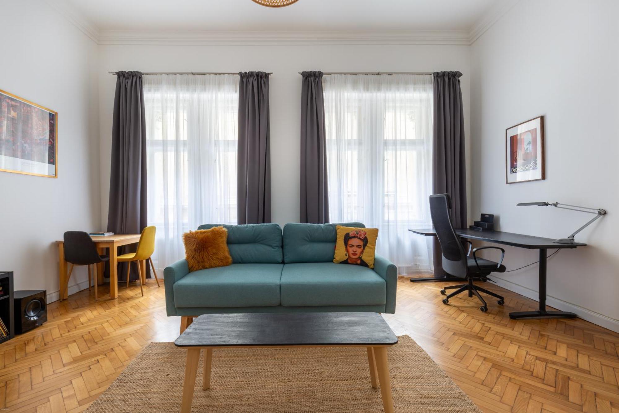 D8 Sphinx Apartman Budapest Ngoại thất bức ảnh
